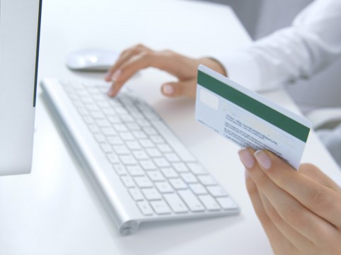 تطورات التبرع الإلكتروني