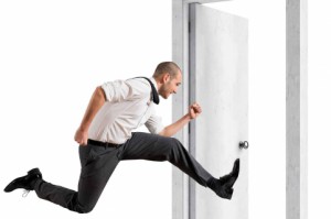 أدوية هروب الموظفين