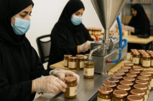 كيف حوّل بنك التنمية الاجتماعيّة تمكين الأسر المنتجة إلى دخلٍ ثابت ومستدام؟